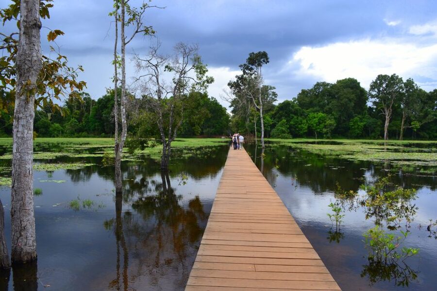 Siem Reap: Banteay Srei and Grand Circuit Heritage Tour - Pre Rup and the sunset finish