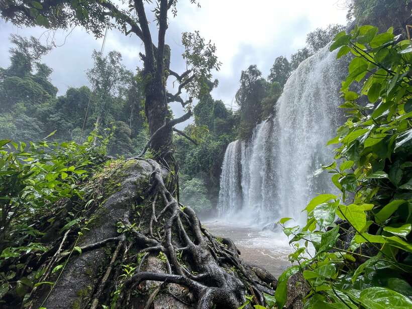 Siem Reap: Beng Mealea, Banteay Srei & Kulen Waterfall Trip - Leaving Siem Reap at 7:30 AM