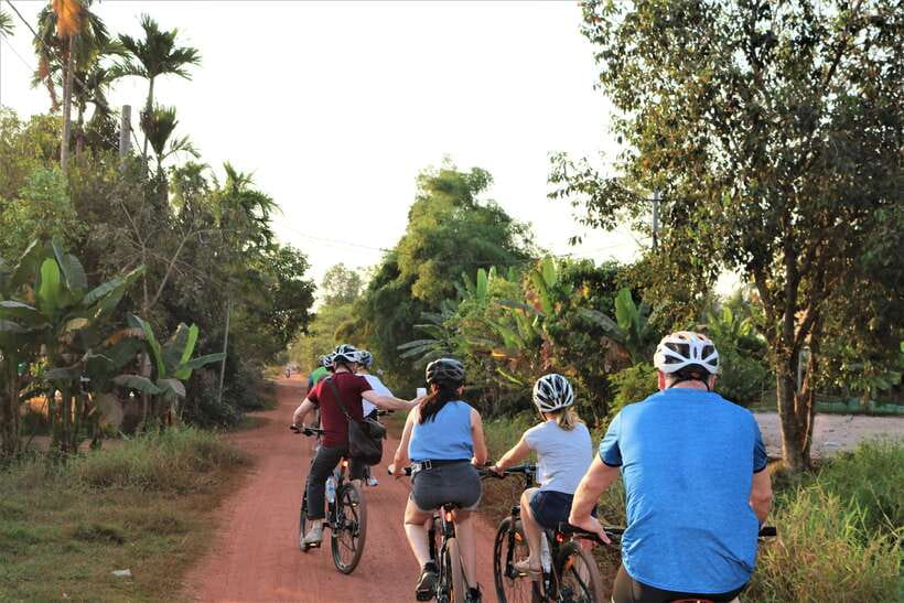 Siem Reap: Bike Rental - Lesser-known temples and village roads