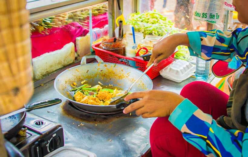 Siem Reap: Cambodia local street foods and local guide - Who will enjoy this food tour most?