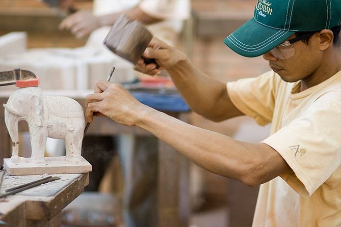 Siem Reap City Tour - Wat Thmey puts Cambodia’s past first