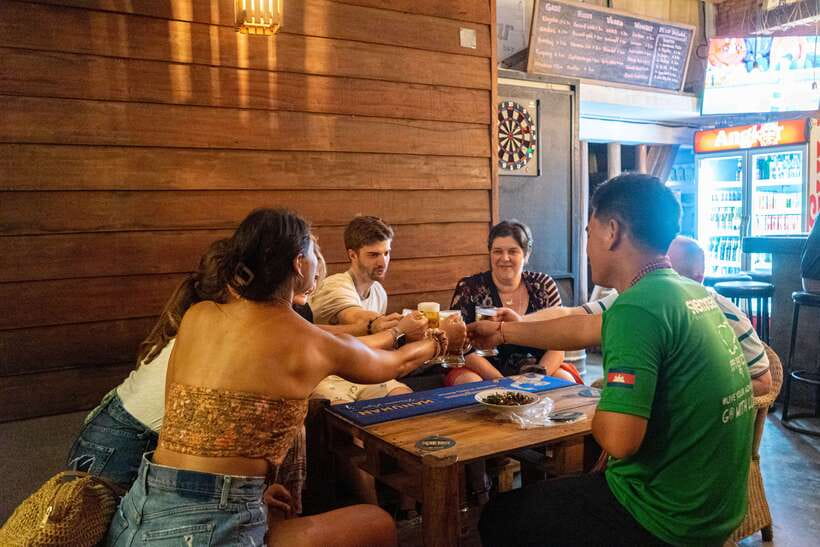 Siem Reap: Evening Food Tour with 10 Local Tastings - 5:00 pm: hotel pickup and the first local noodles