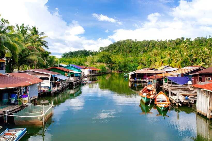 Siem Reap: Floating Village, Kampong Phluk Private Tour - Why the private guide matters