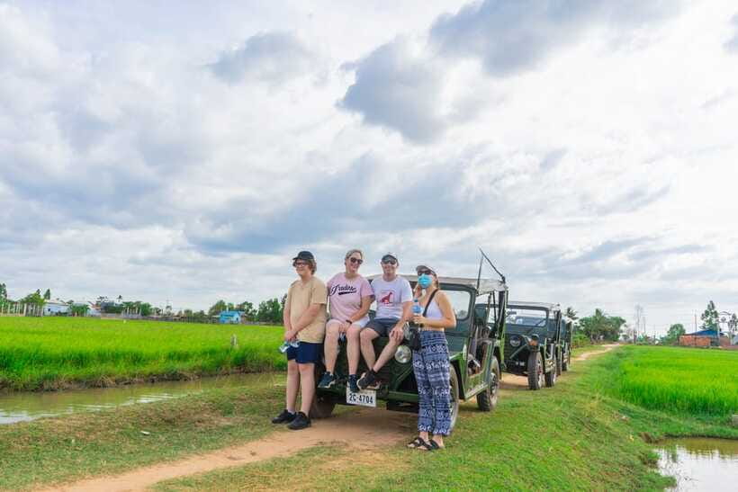 Siem Reap Floating Village Sunset Jeep Tour or SUV Car - Who will enjoy this outing most