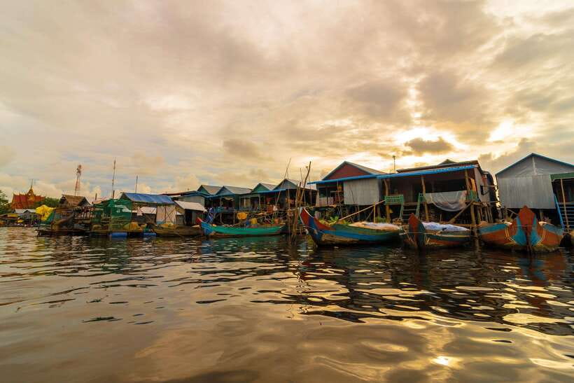 Siem Reap Floating Village Tour, Kompong Phluk Tour - The afternoon begins with a long road from Siem Reap