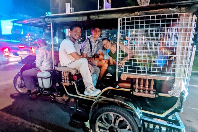 Siem Reap Food Tour By Local - Handmade noodles with flowers and fresh herbs