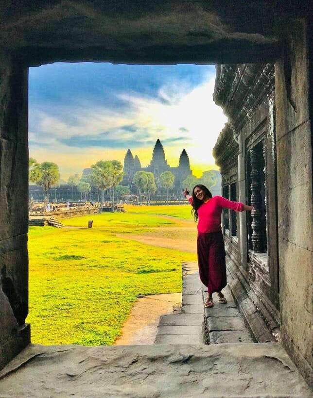 Siem Reap: Full Day Angkor Wat Temple Tour with Sunset - Ta Prohm and the jungle path