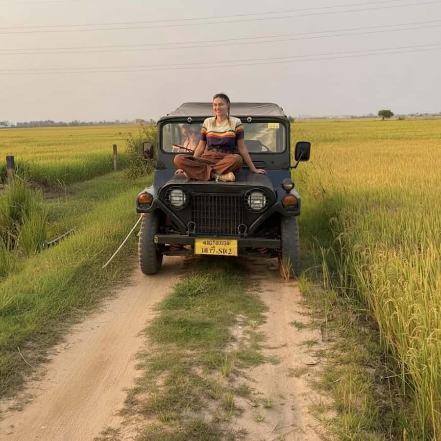 Siem Reap: Guided Countryside Sunset Tour by Jeep - Leaving Siem Reap in an open jeep