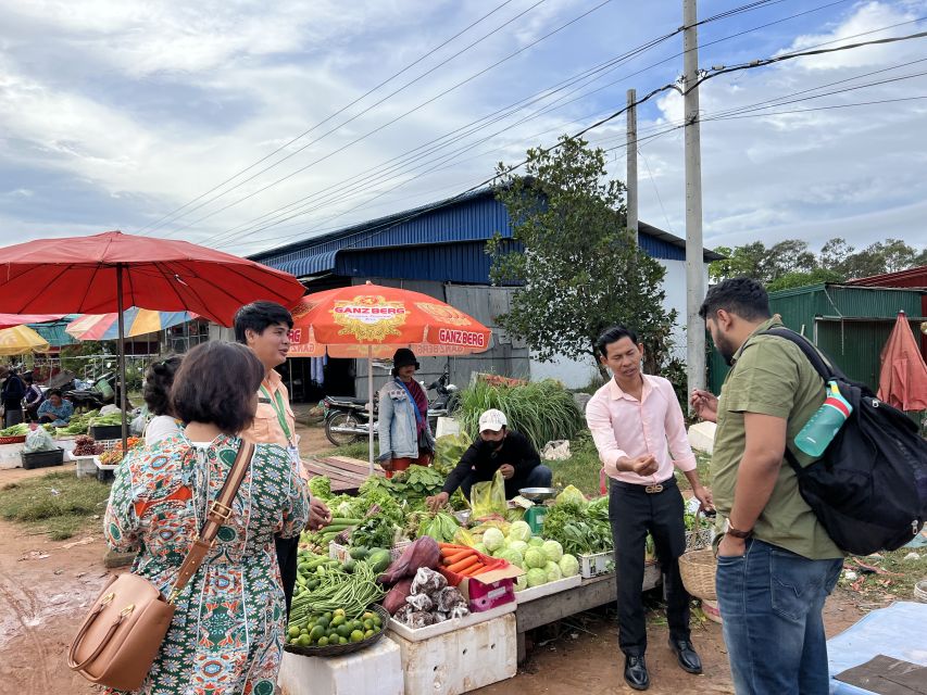 Siem Reap: Guided Day Trip to Local Village & Cooking Class - Cooking three Cambodian dishes