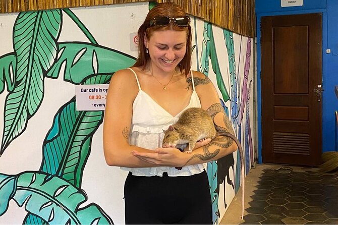 Siem Reap Guided Tour & Hero RATs at APOPO Visitor Center - Made in Cambodia Market supports local craft