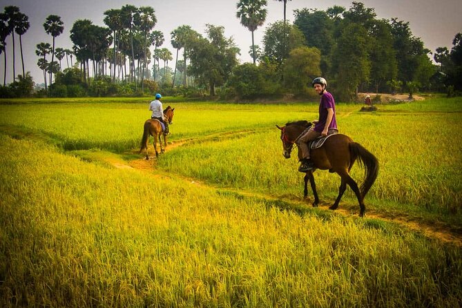 Siem Reap Happy Horse Riding Free Pick-up & Drop-off - Leaving Siem Reap behind by tuk-tuk