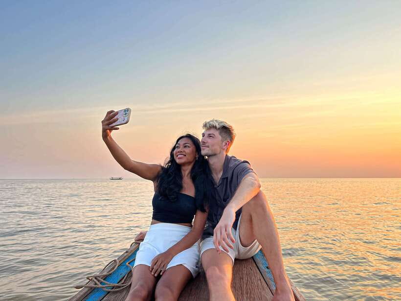 Siem Reap: Kampong Phluk and Tonle Sap Sunset Boat Cruise - Arriving at Kampong Phluk, 21 kilometers from town