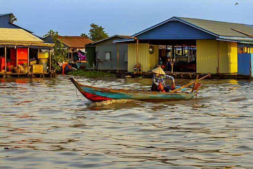 Siem Reap: Kampong Phluk Floating Village Tour with Boat - Sunset over Tonle Sap