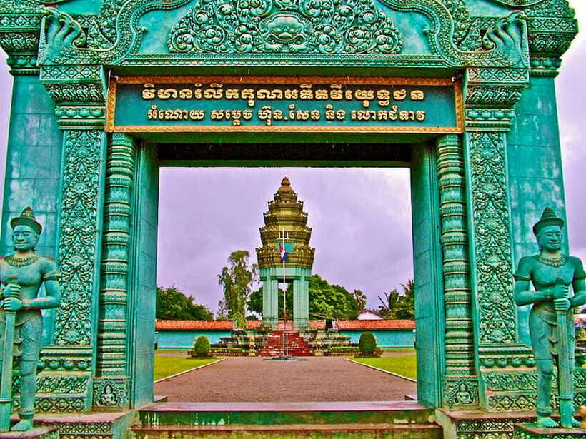 Siem Reap: Khmer Rogue, War museum &landmine museum Day Tour - Who will get the most from this tour?