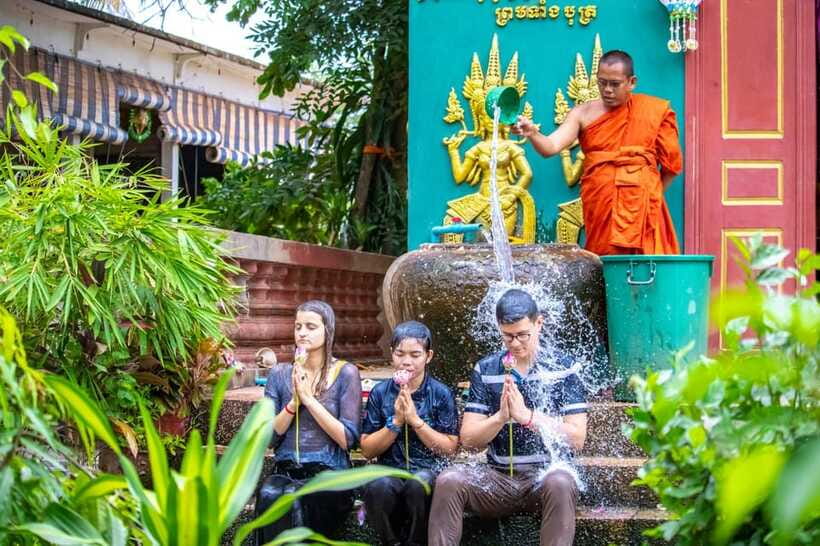 Siem Reap: Khmer Water Blessing by Monk and Lotus Farm Visit - Fried bananas and a taste of Siem Reap