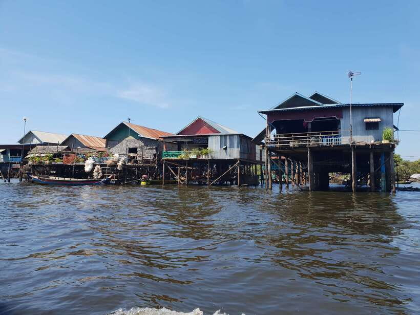 Siem Reap: Kompong Khleang Floating Village Guided Tour - When to visit for the strongest scenery