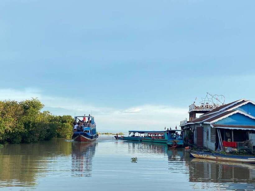 Siem Reap: Kompong Phluk Floating Village Half-Day Tour - A short pagoda visit at Wat Thammis... 