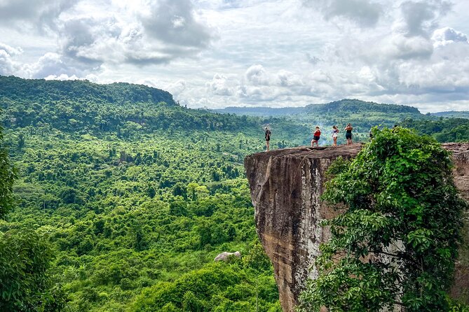 Siem Reap Kulen Mountain Waterfall Tour and Picnic lunch - The morning drive through Preah Dak