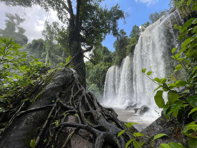 Siem Reap: Kulen Waterfall and Banteay Srei Exploration - Poeng Ta Kho gives you the first big view