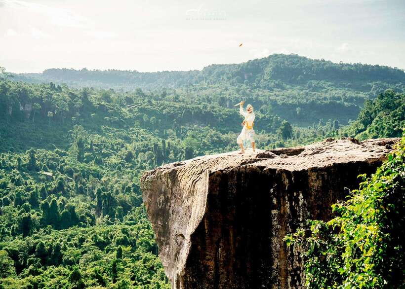 Siem Reap: Kulen Waterfalls and Banteay Srei Tour - What the $44 price really covers