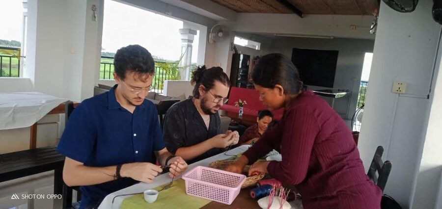Siem Reap: Lotus Silk Farm- Tour, Lake & Masterclass - Tea, biscuits, gifts, and the small extras