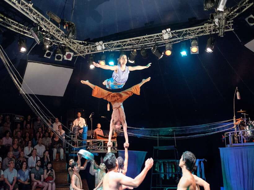 Siem Reap: Phare, Cambodian Circus with Tuk-Tuk Transfers - What happens during the one-hour performance
