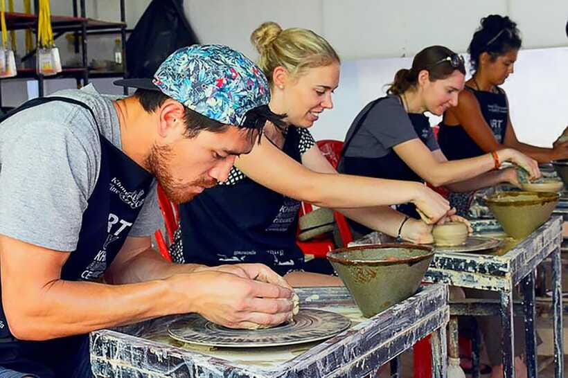 Siem Reap : Pottery Classes with Transfer round trip - Who will enjoy this most?