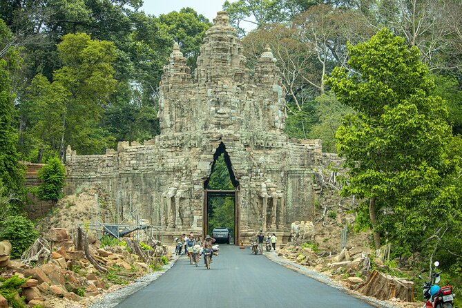 Siem Reap: Private Angkor Wat Sunrise & Tour Around Angkor Park - Why the 4:50 am departure is worth considering