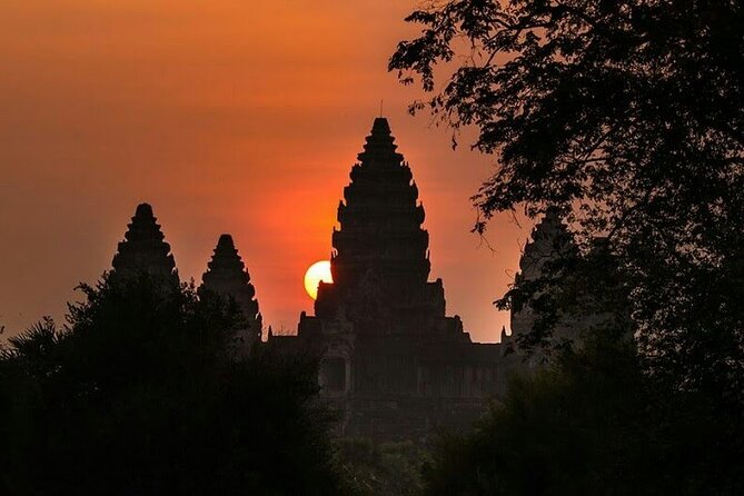 Siem Reap Private Day Tour: Angkor Wat Sunrise, Bayon & Ta Prohm - The 5:00 a.m. start and Angkor Wat sunrise