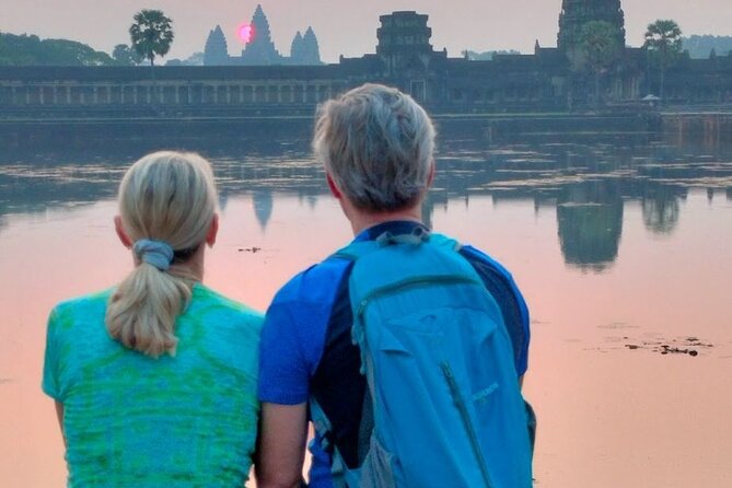 Siem Reap Private Day Tour: Angkor Wat Sunrise, Bayon & Ta Prohm - Clothing, fitness, and what to carry