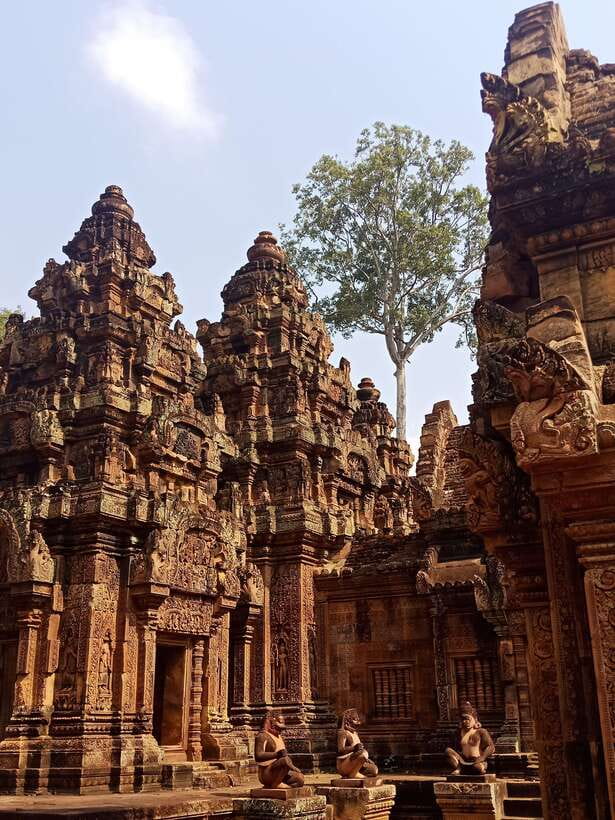 Siem Reap Private Tour: Angkor Wat Sunrise And Banteay Srei - Why the $135 group price can be good value