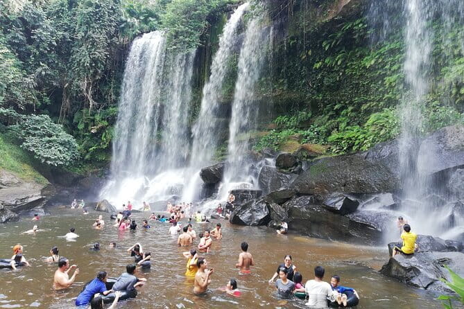 Siem Reap to Phnom Kulen: Waterfalls & 1000 Lingas Tour - The River of 1000 Lingas
