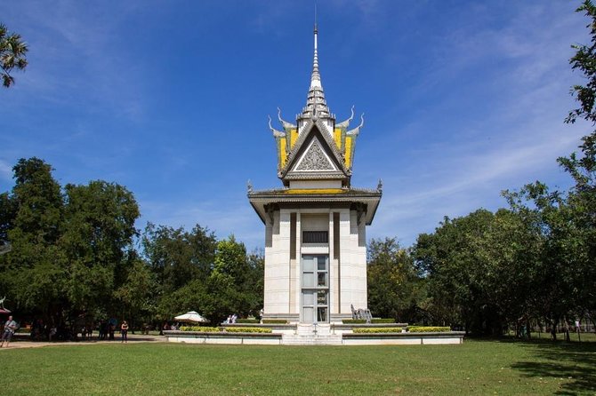 Siem Reap to Phnom Penh by Private Car or Minivan - Highway 6 and the Cambodian countryside