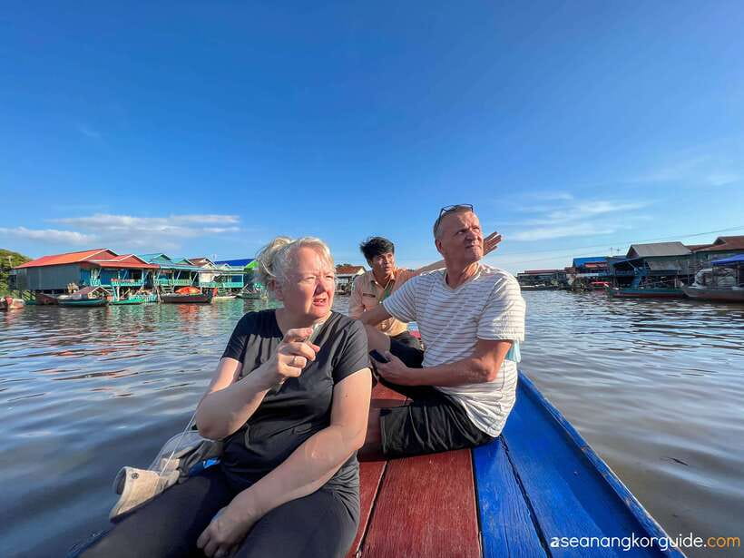 Siem Reap: Tonle Sap and Kampong Phluk Tour with Street Food - The fried-insect challenge