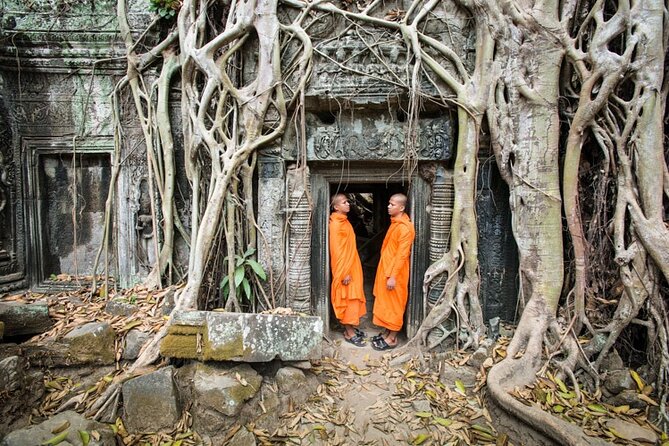 Siem Reap Tour: Angkor Wat Sunrise, Bayon, Ta Prohm, Banteay Srei - Lunch, then Bayon’s many faces