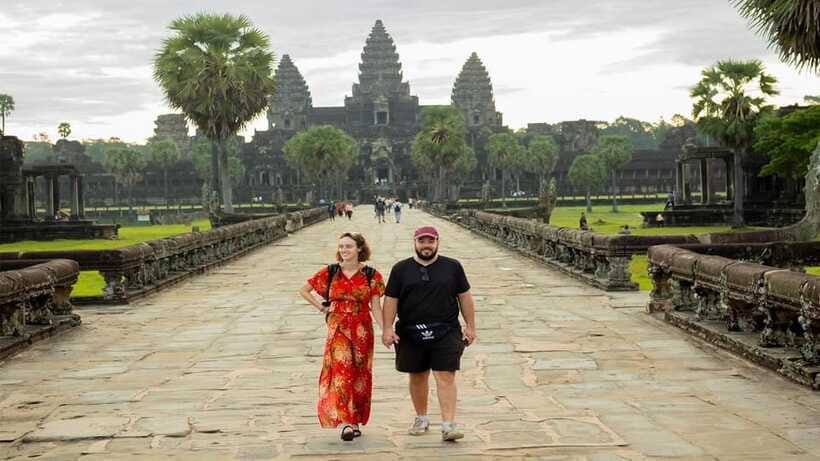 Small-Group Explore Angkor Wat Sunrise Tour with Guide - Bayon’s smiling stone faces