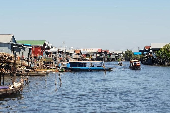 Special Three Days Angkor Tour - Day three: Roluos and the waters of Tonle Sap