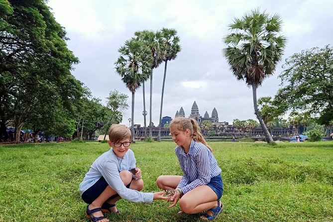 Sunrise Angkor Wat Temple Half Day Tour ( Small-Group Tour) - Private transport and the small-group label