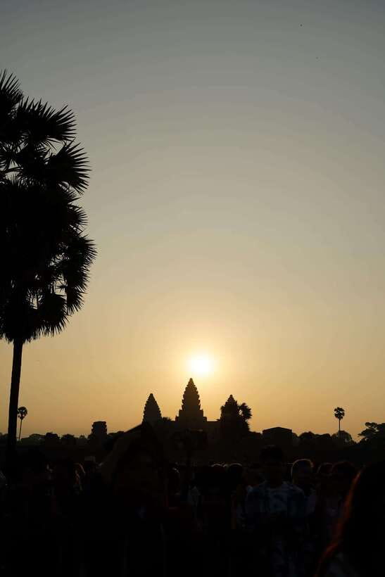 Sunrise at Angkor Wat Temple: 3-Hour Private Tour - What you see during the 2.5-hour temple visit