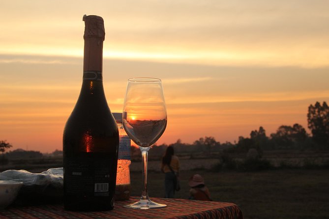 Sunset Dinner at Rice Paddy Fields - Learning with a student guide