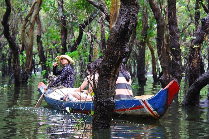 Tonle Sap Lake and Kampong Phluk Village Private Half Day Tour - Why Tonle Sap feels so different from Siem Reap