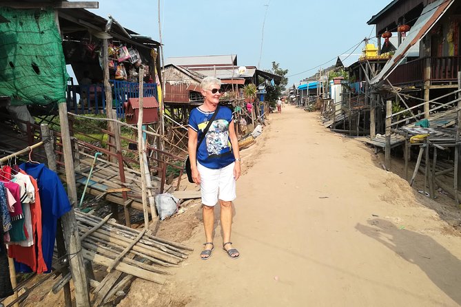 War Museum, Killing Field and Floating village ( Chong Kneas) Tour - Why the private format changes the day