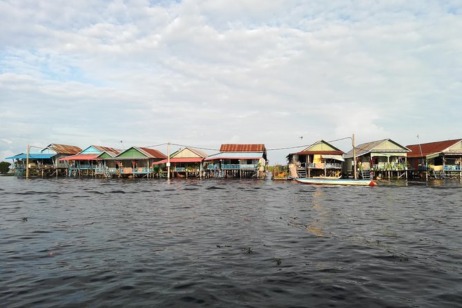 War Museum, Killing Field and Floating Village ( Kampong Phluk) - Why this day works after Angkor Wat