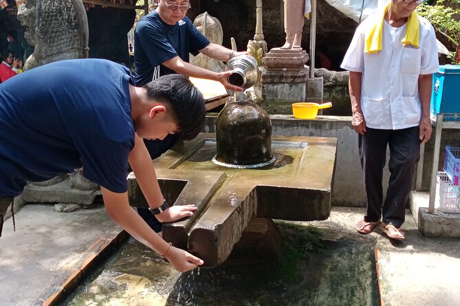 Waterfall & River of 1000 Siva Linga- Kulen Mountain Private Tour - A short stop at Preah Dak Village